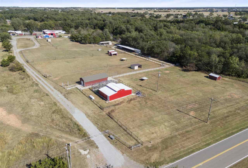 0 , 0 ,50 BathroomsBathrooms,Commercial/industrial,Commercial,80th,1,133166