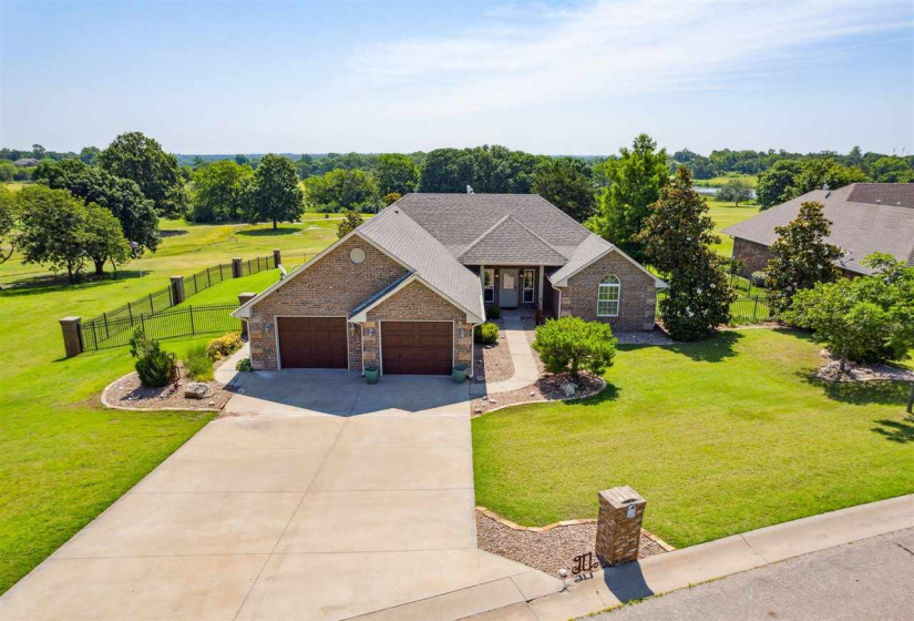 3 Bedrooms Bedrooms, 0 ,2 BathroomsBathrooms,Residential,Single Family,Country Club,1,133168