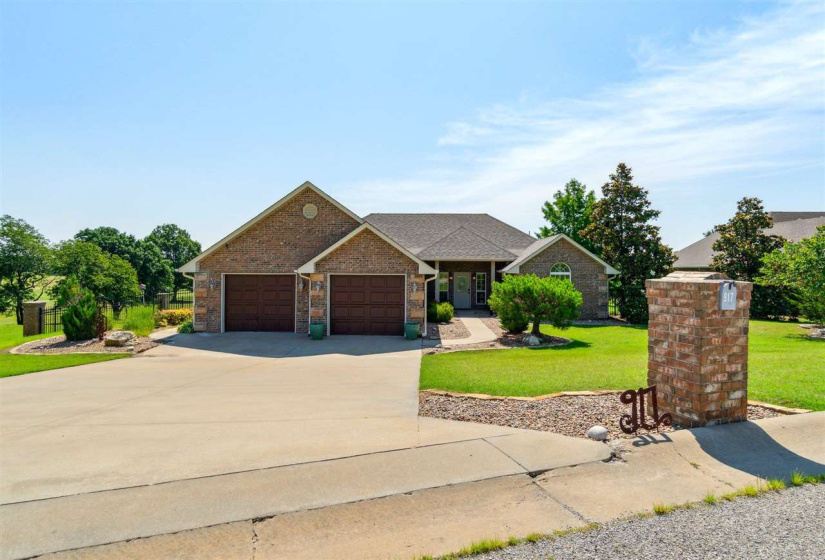 3 Bedrooms Bedrooms, 0 ,2 BathroomsBathrooms,Residential,Single Family,Country Club,1,133168