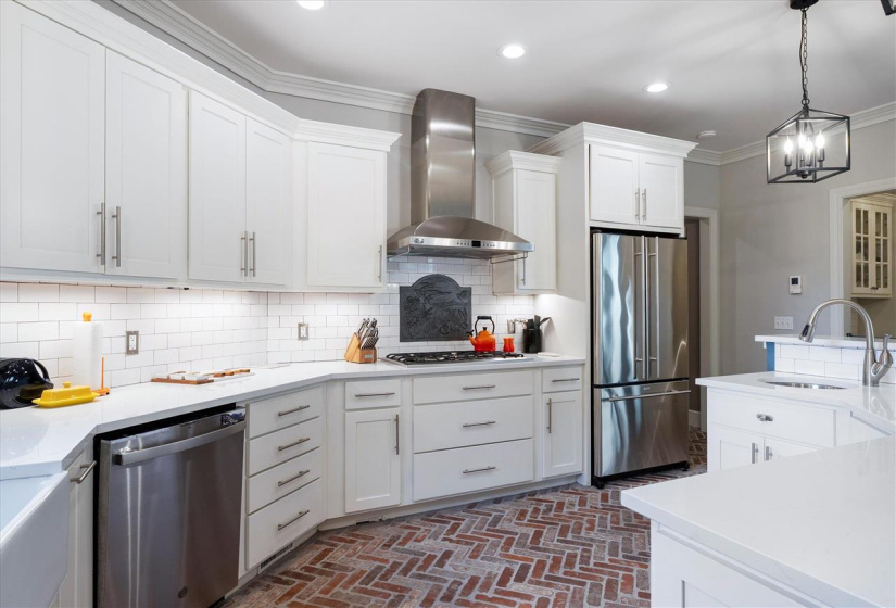 4 Bedrooms Bedrooms, 0 ,3 BathroomsBathrooms,Residential,Single Family,Falls,1.5,133172