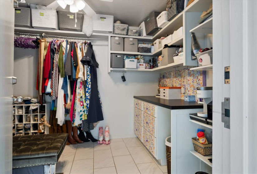 4 Bedrooms Bedrooms, 0 ,3 BathroomsBathrooms,Residential,Single Family,Falls,1.5,133172