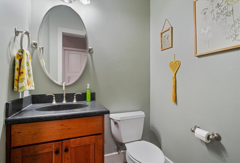 4 Bedrooms Bedrooms, 0 ,3 BathroomsBathrooms,Residential,Single Family,Falls,1.5,133172