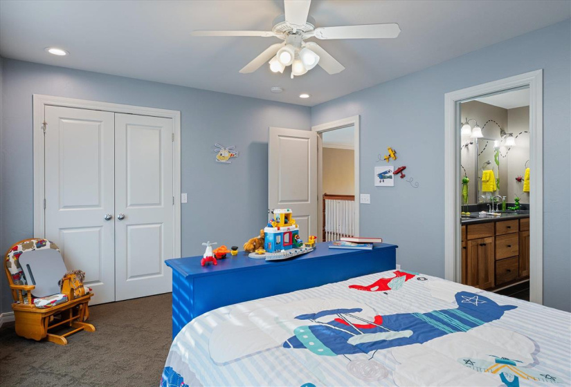 4 Bedrooms Bedrooms, 0 ,3 BathroomsBathrooms,Residential,Single Family,Falls,1.5,133172