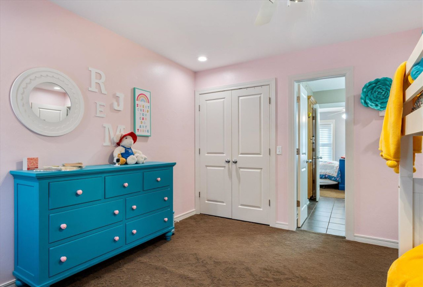 4 Bedrooms Bedrooms, 0 ,3 BathroomsBathrooms,Residential,Single Family,Falls,1.5,133172