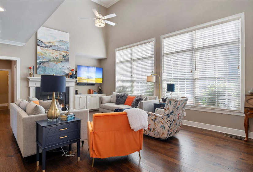 4 Bedrooms Bedrooms, 0 ,3 BathroomsBathrooms,Residential,Single Family,Falls,1.5,133172