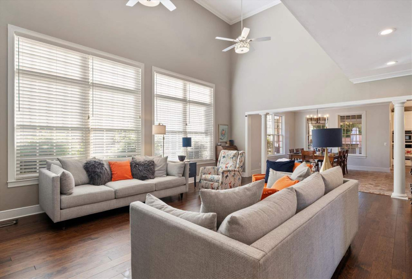 4 Bedrooms Bedrooms, 0 ,3 BathroomsBathrooms,Residential,Single Family,Falls,1.5,133172