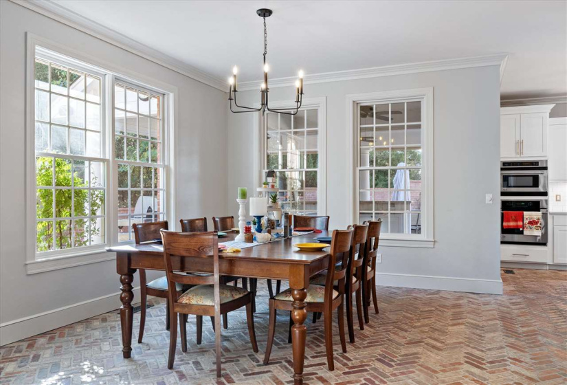 4 Bedrooms Bedrooms, 0 ,3 BathroomsBathrooms,Residential,Single Family,Falls,1.5,133172