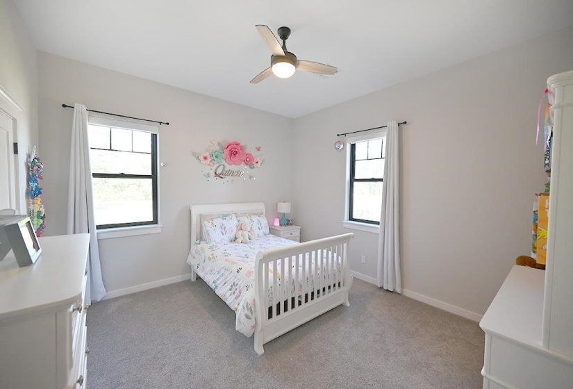 6 Bedrooms Bedrooms, 0 ,3 BathroomsBathrooms,Residential,Single Family,Churchill Downs,2,133175