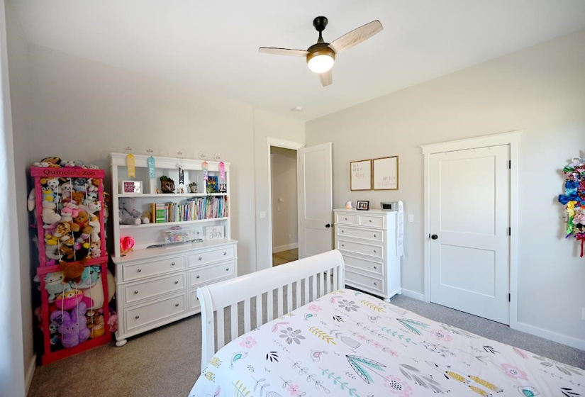 6 Bedrooms Bedrooms, 0 ,3 BathroomsBathrooms,Residential,Single Family,Churchill Downs,2,133175