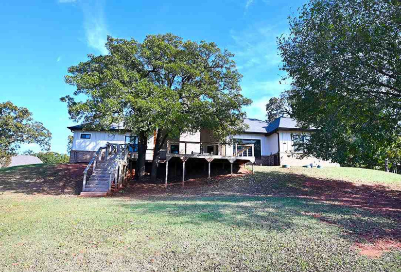 6 Bedrooms Bedrooms, 0 ,3 BathroomsBathrooms,Residential,Single Family,Churchill Downs,2,133175