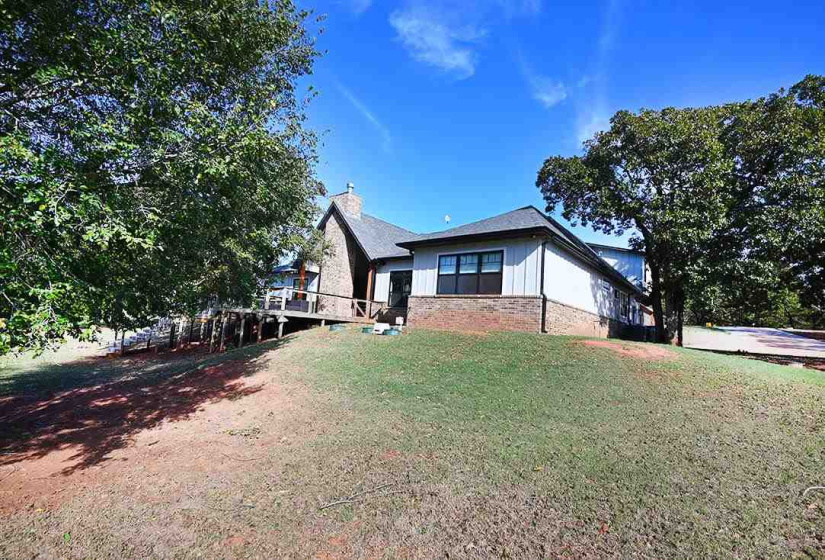 6 Bedrooms Bedrooms, 0 ,3 BathroomsBathrooms,Residential,Single Family,Churchill Downs,2,133175