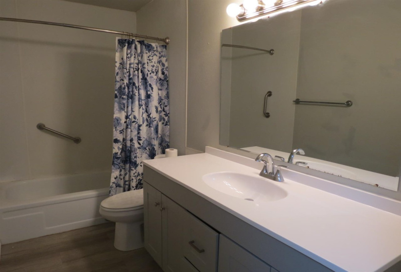 3 Bedrooms Bedrooms, 0 ,1 BathroomBathrooms,Residential,Single Family,Franklin,1,133176