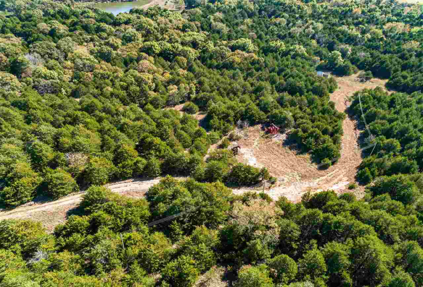 0 , 0 ,0,Lots/land,Platted,6th,0,133182