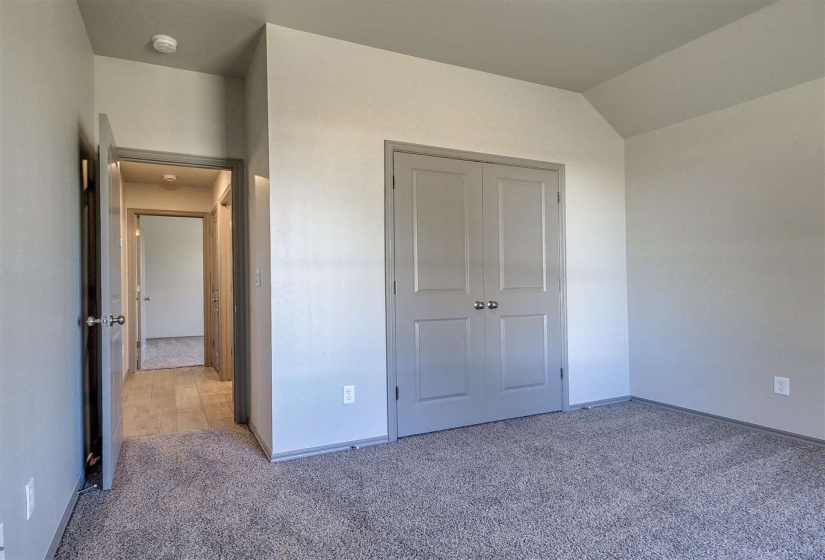 4 Bedrooms Bedrooms, 0 ,3 BathroomsBathrooms,Residential,Single Family,870,1,133177