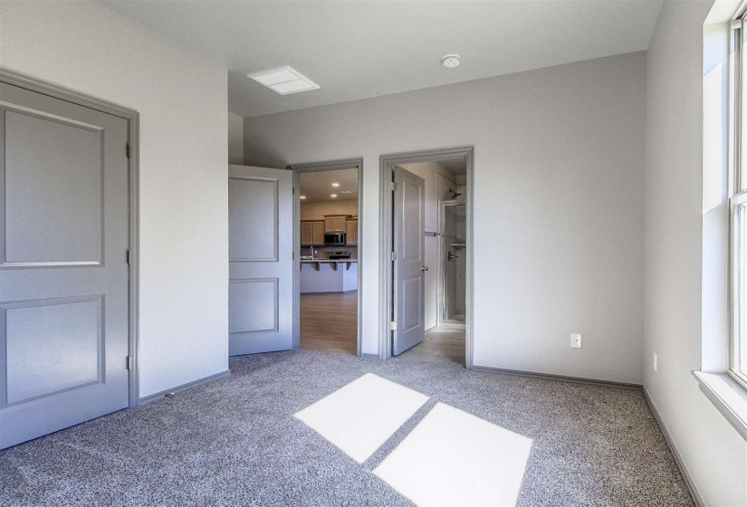 4 Bedrooms Bedrooms, 0 ,3 BathroomsBathrooms,Residential,Single Family,870,1,133177