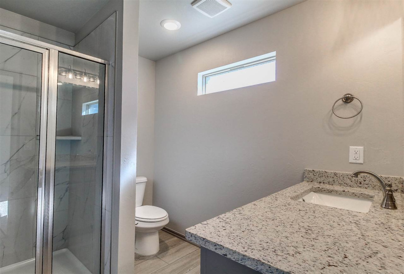 4 Bedrooms Bedrooms, 0 ,3 BathroomsBathrooms,Residential,Single Family,870,1,133177