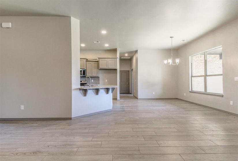 4 Bedrooms Bedrooms, 0 ,3 BathroomsBathrooms,Residential,Single Family,870,1,133177