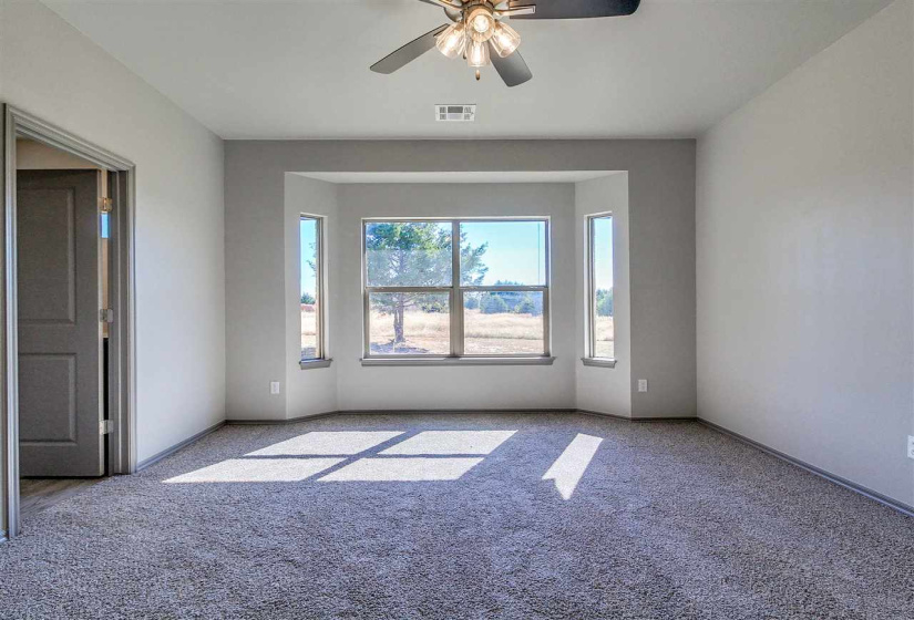 4 Bedrooms Bedrooms, 0 ,3 BathroomsBathrooms,Residential,Single Family,870,1,133177