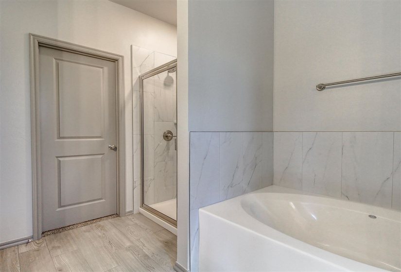 4 Bedrooms Bedrooms, 0 ,3 BathroomsBathrooms,Residential,Single Family,870,1,133177