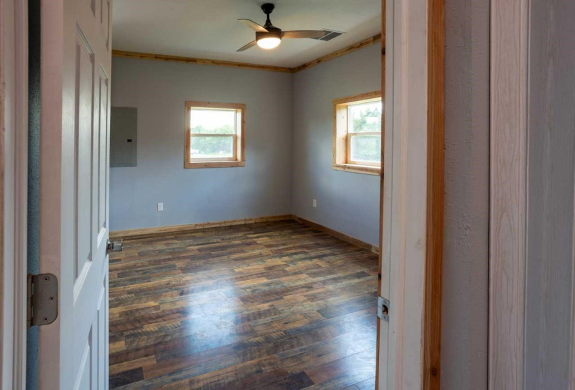 3 Bedrooms Bedrooms, 0 ,2 BathroomsBathrooms,Residential,Single Family,Metcalf,1,133181