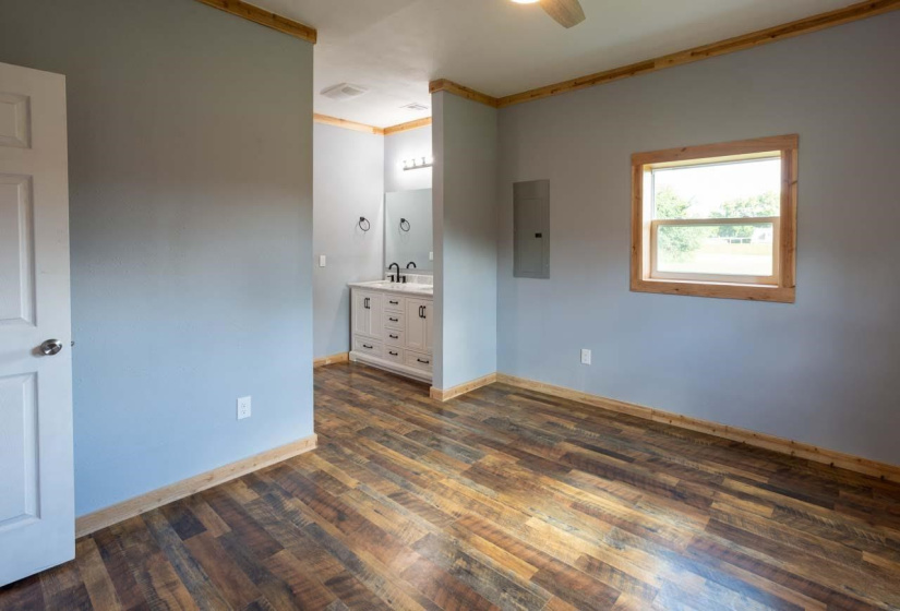 3 Bedrooms Bedrooms, 0 ,2 BathroomsBathrooms,Residential,Single Family,Metcalf,1,133181