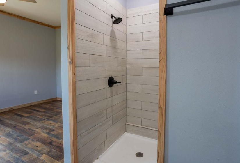 3 Bedrooms Bedrooms, 0 ,2 BathroomsBathrooms,Residential,Single Family,Metcalf,1,133181