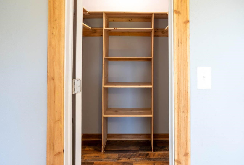 3 Bedrooms Bedrooms, 0 ,2 BathroomsBathrooms,Residential,Single Family,Metcalf,1,133181