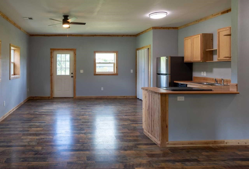 3 Bedrooms Bedrooms, 0 ,2 BathroomsBathrooms,Residential,Single Family,Metcalf,1,133181