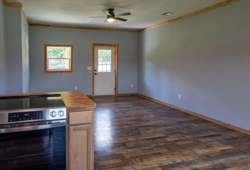 3 Bedrooms Bedrooms, 0 ,2 BathroomsBathrooms,Residential,Single Family,Metcalf,1,133181