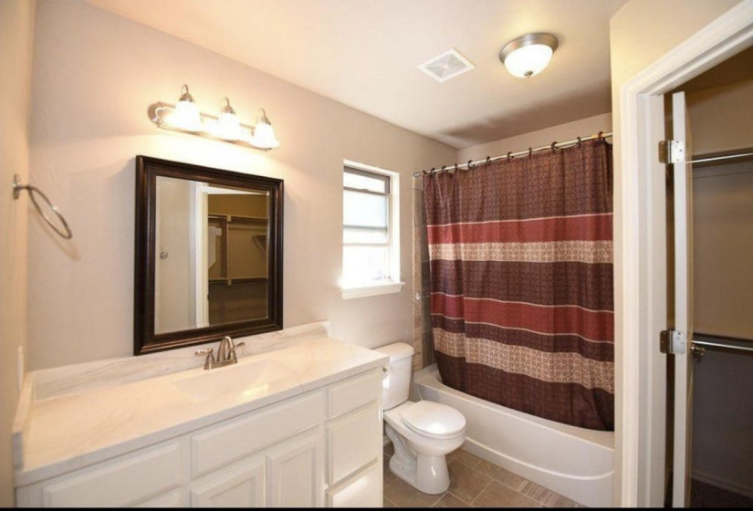 3 Bedrooms Bedrooms, 0 ,2 BathroomsBathrooms,Residential,Single Family,Linford,1,133183