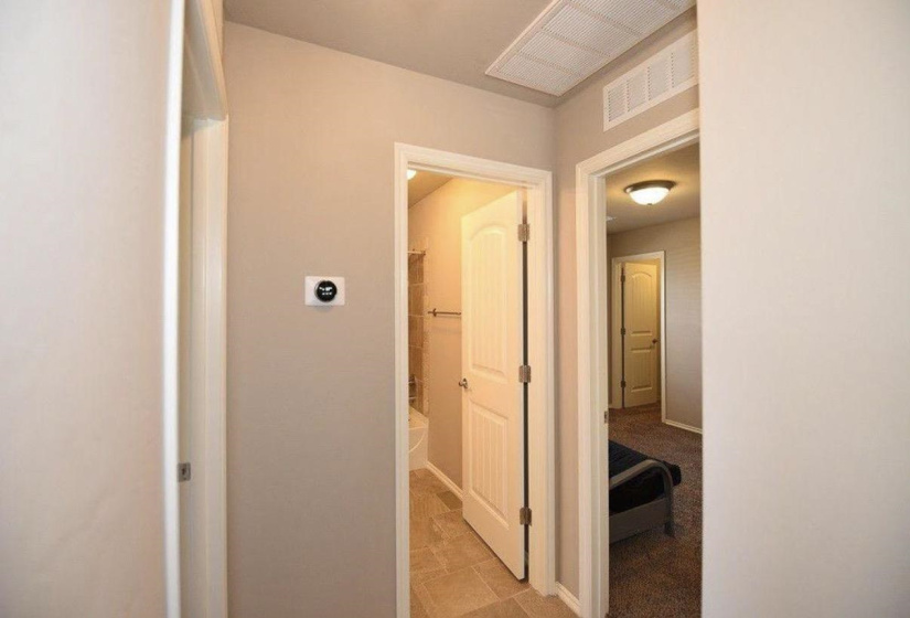 3 Bedrooms Bedrooms, 0 ,2 BathroomsBathrooms,Residential,Single Family,Linford,1,133183