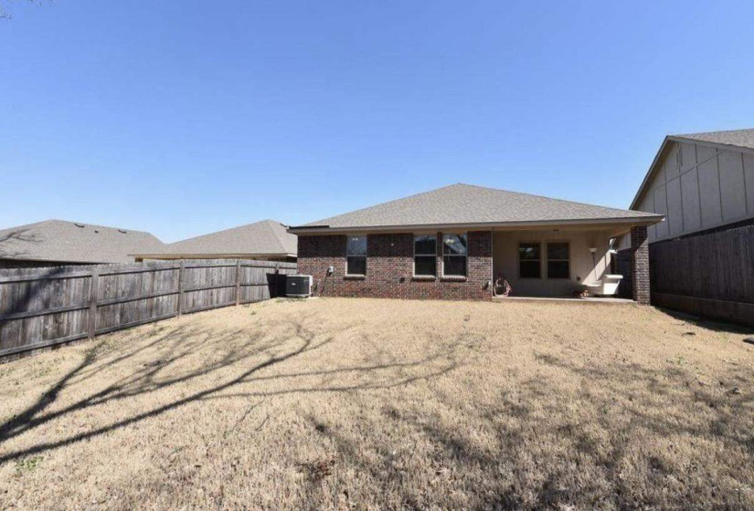 3 Bedrooms Bedrooms, 0 ,2 BathroomsBathrooms,Residential,Single Family,Linford,1,133183