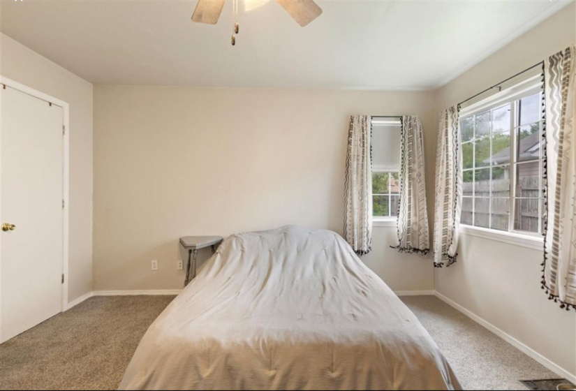 3 Bedrooms Bedrooms, 0 ,2 BathroomsBathrooms,Residential,Single Family,Post Oak,1.5,133185