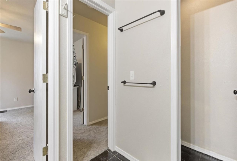 3 Bedrooms Bedrooms, 0 ,2 BathroomsBathrooms,Residential,Single Family,Post Oak,1.5,133185