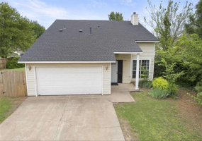 3 Bedrooms Bedrooms, 0 ,2 BathroomsBathrooms,Residential,Single Family,Post Oak,1.5,133185