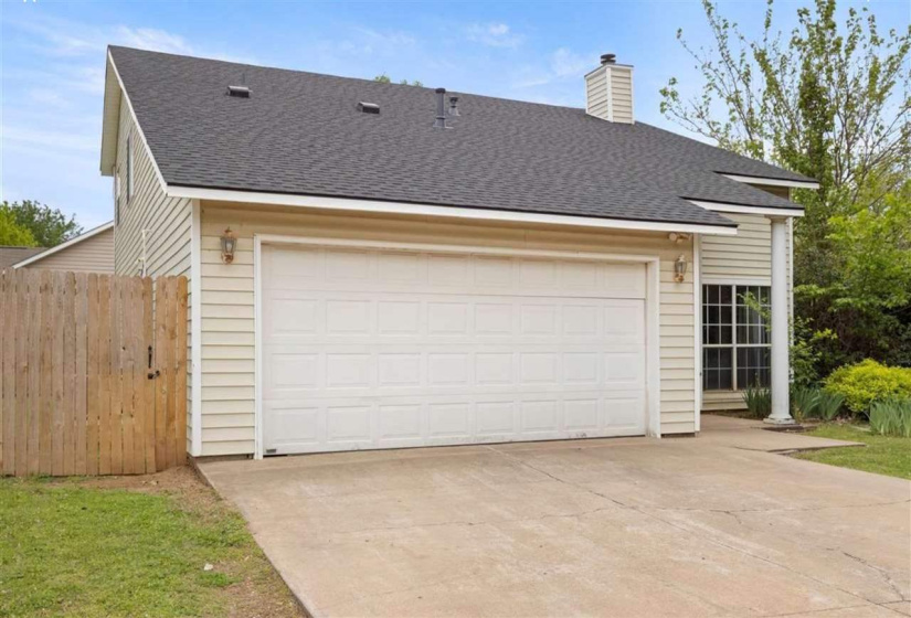3 Bedrooms Bedrooms, 0 ,2 BathroomsBathrooms,Residential,Single Family,Post Oak,1.5,133185