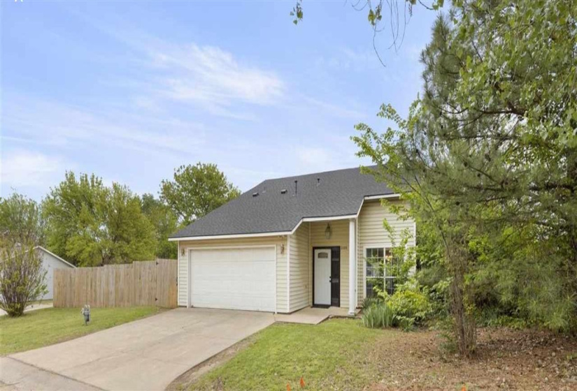 3 Bedrooms Bedrooms, 0 ,2 BathroomsBathrooms,Residential,Single Family,Post Oak,1.5,133185