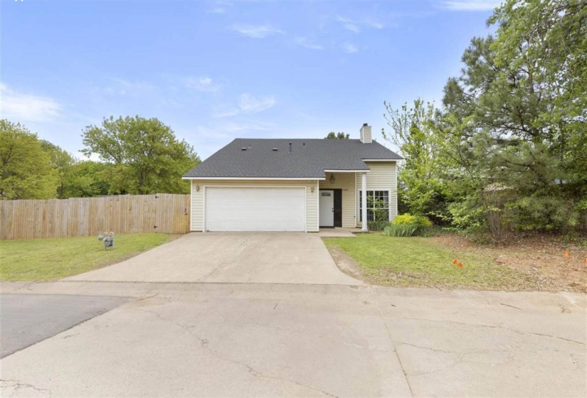 3 Bedrooms Bedrooms, 0 ,2 BathroomsBathrooms,Residential,Single Family,Post Oak,1.5,133185