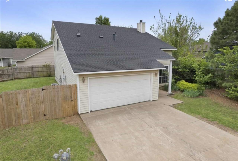 3 Bedrooms Bedrooms, 0 ,2 BathroomsBathrooms,Residential,Single Family,Post Oak,1.5,133185