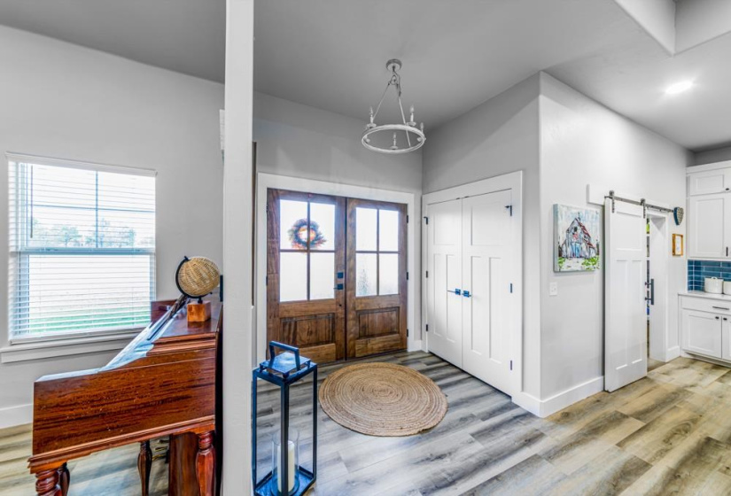 4 Bedrooms Bedrooms, 0 ,2 BathroomsBathrooms,Residential,Single Family,Allyn Ave,1,133195