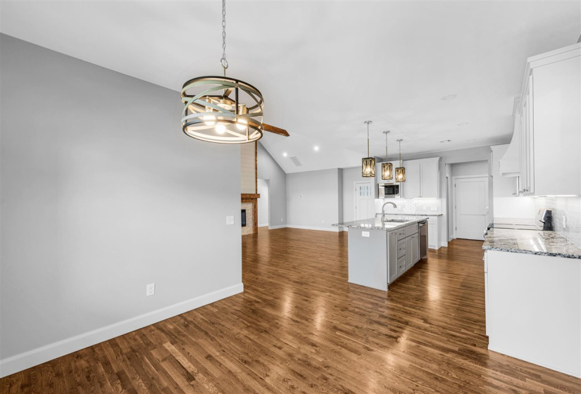 4 Bedrooms Bedrooms, 0 ,3 BathroomsBathrooms,Residential,Single Family,Blanco Bend,1,133196