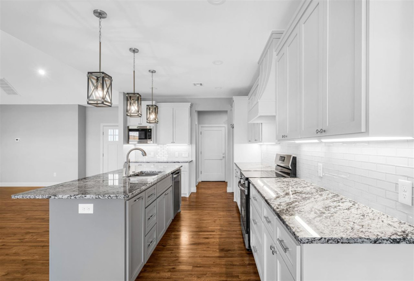 4 Bedrooms Bedrooms, 0 ,3 BathroomsBathrooms,Residential,Single Family,Blanco Bend,1,133196