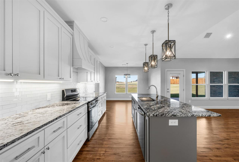 4 Bedrooms Bedrooms, 0 ,3 BathroomsBathrooms,Residential,Single Family,Blanco Bend,1,133196