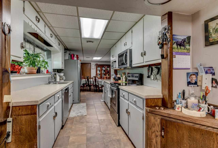 3 Bedrooms Bedrooms, 0 ,2 BathroomsBathrooms,Residential,Single Family,116th,1,131022