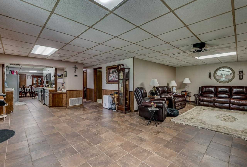 3 Bedrooms Bedrooms, 0 ,2 BathroomsBathrooms,Residential,Single Family,116th,1,131022