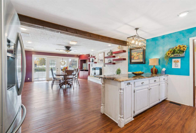 3 Bedrooms Bedrooms, 0 ,2 BathroomsBathrooms,Residential,Single Family,8th,1,133201