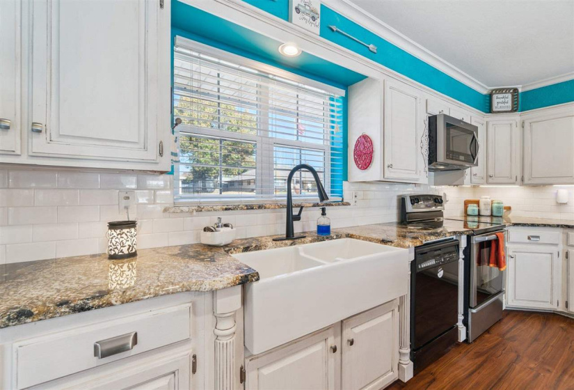 3 Bedrooms Bedrooms, 0 ,2 BathroomsBathrooms,Residential,Single Family,8th,1,133201