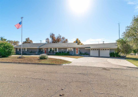 3 Bedrooms Bedrooms, 0 ,2 BathroomsBathrooms,Residential,Single Family,8th,1,133201