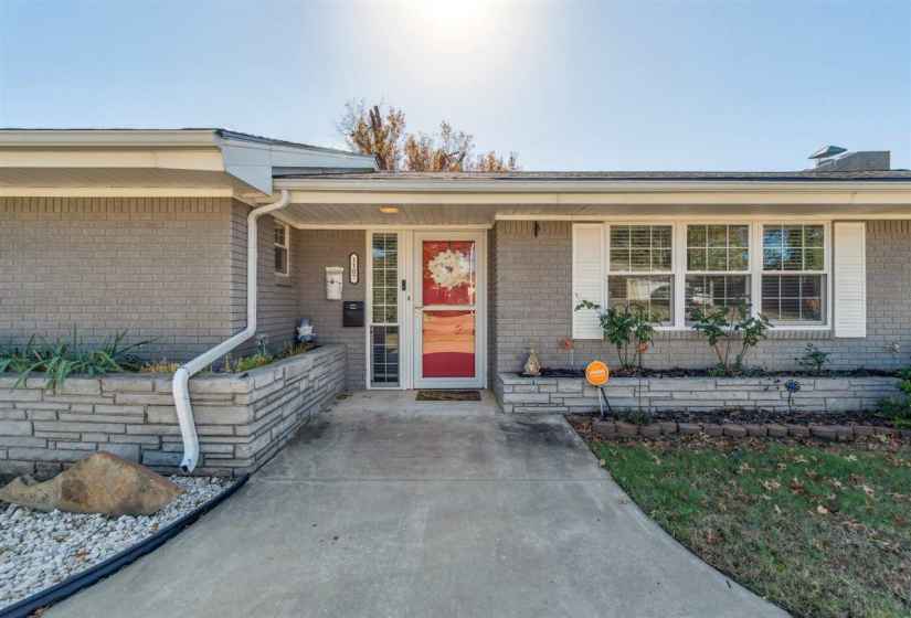 3 Bedrooms Bedrooms, 0 ,2 BathroomsBathrooms,Residential,Single Family,8th,1,133201