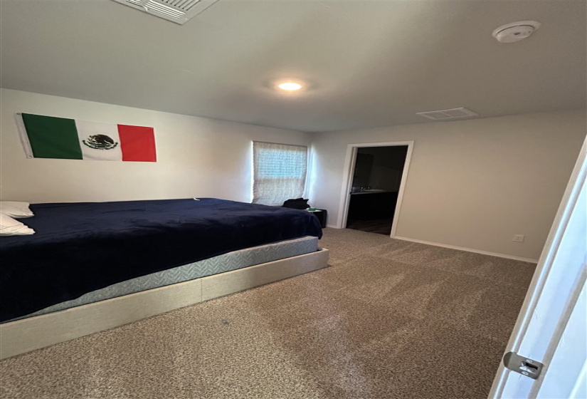 3 Bedrooms Bedrooms, 0 ,2 BathroomsBathrooms,Residential,Single Family,31st,1,133206